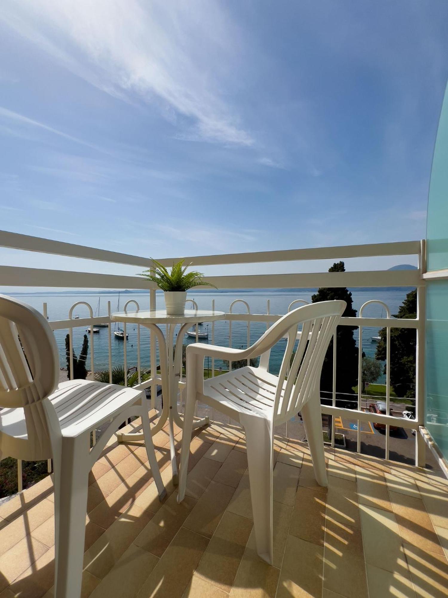 Benacus 3* Torri Del Benaco