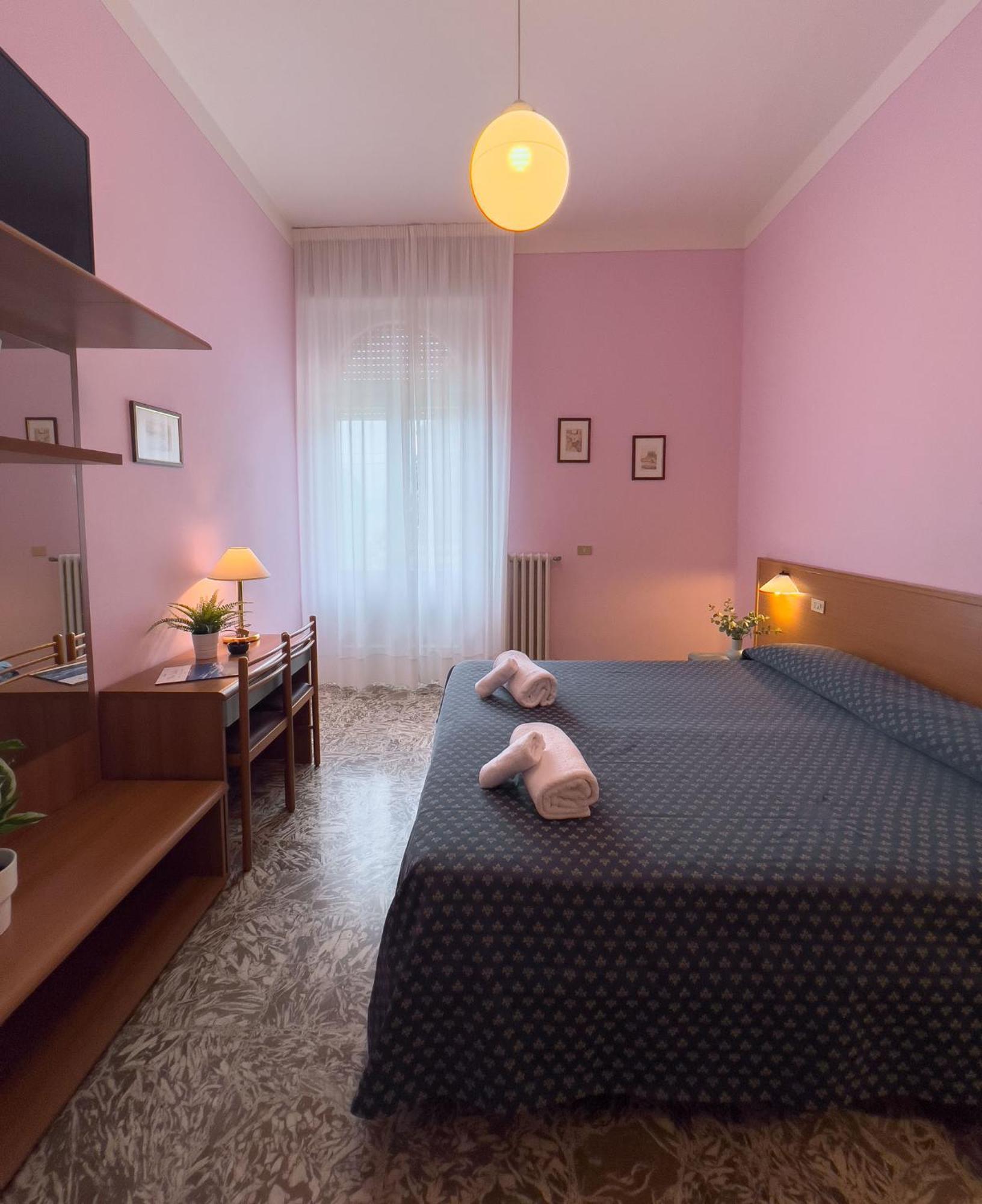 Hotel Benacus Torri Del Benaco