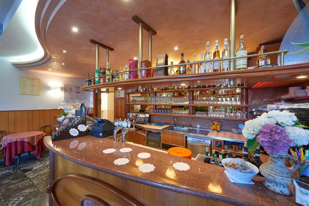 Benacus Hotel 3*