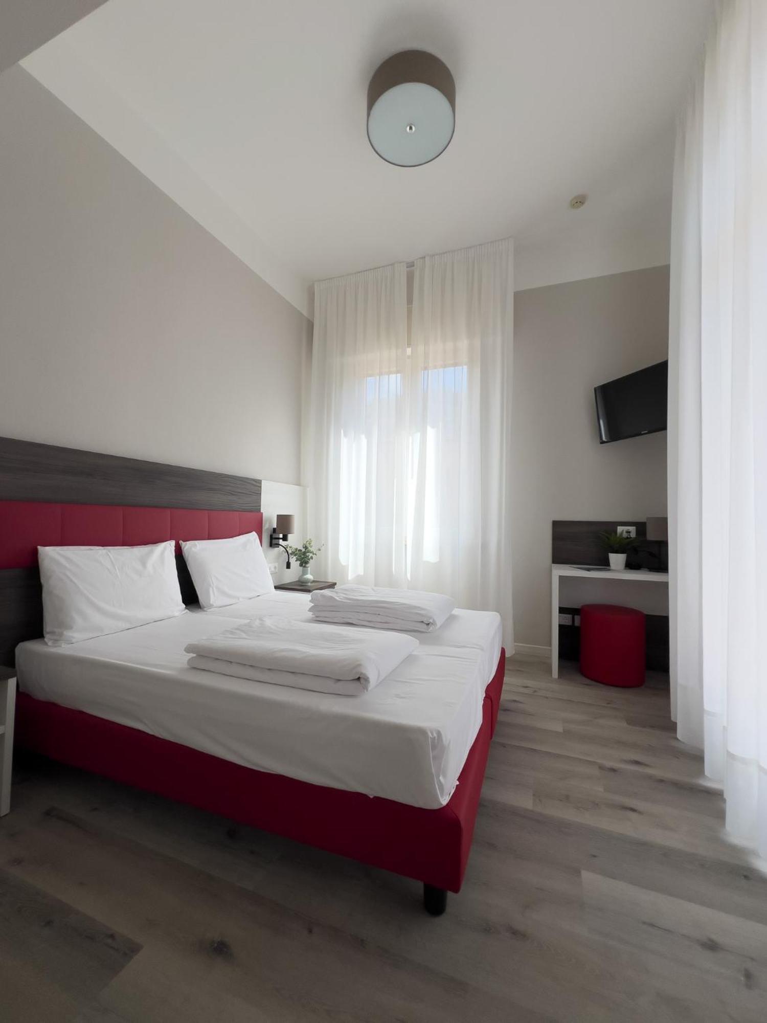 Hotel Benacus