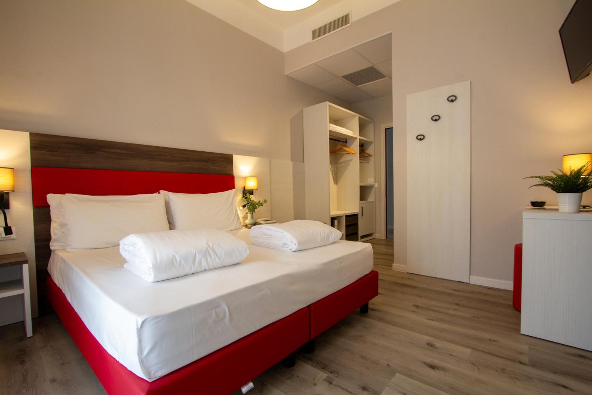 Hotel Benacus Torri Del Benaco