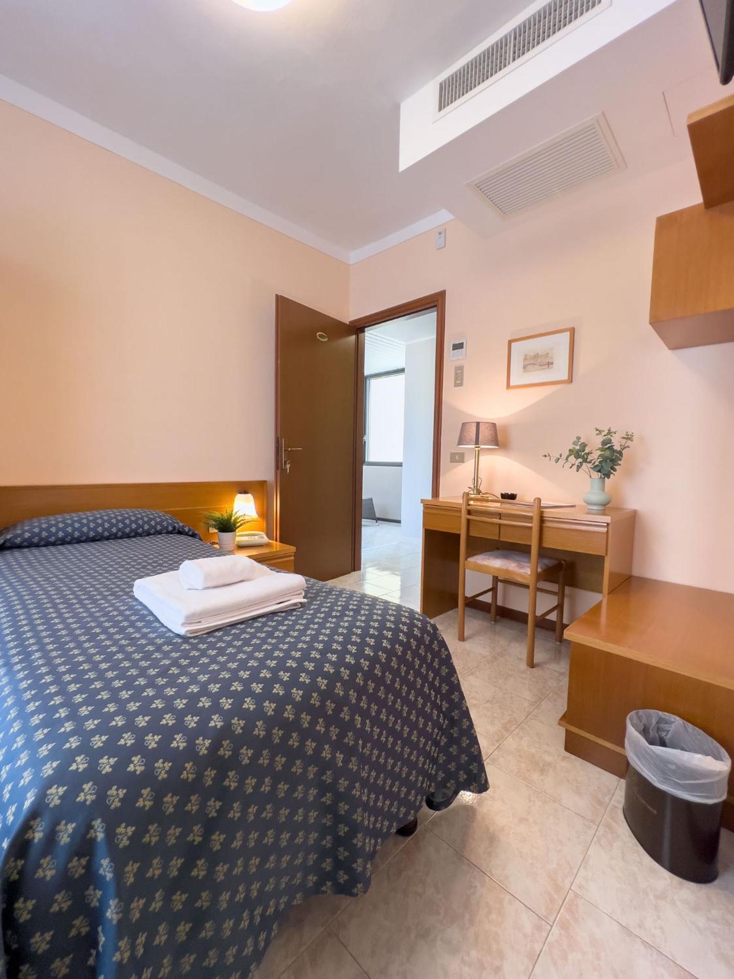 Benacus Hotel