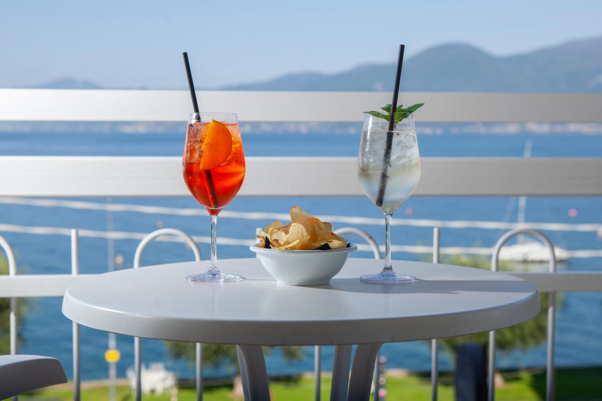 Hotel Benacus Torri Del Benaco