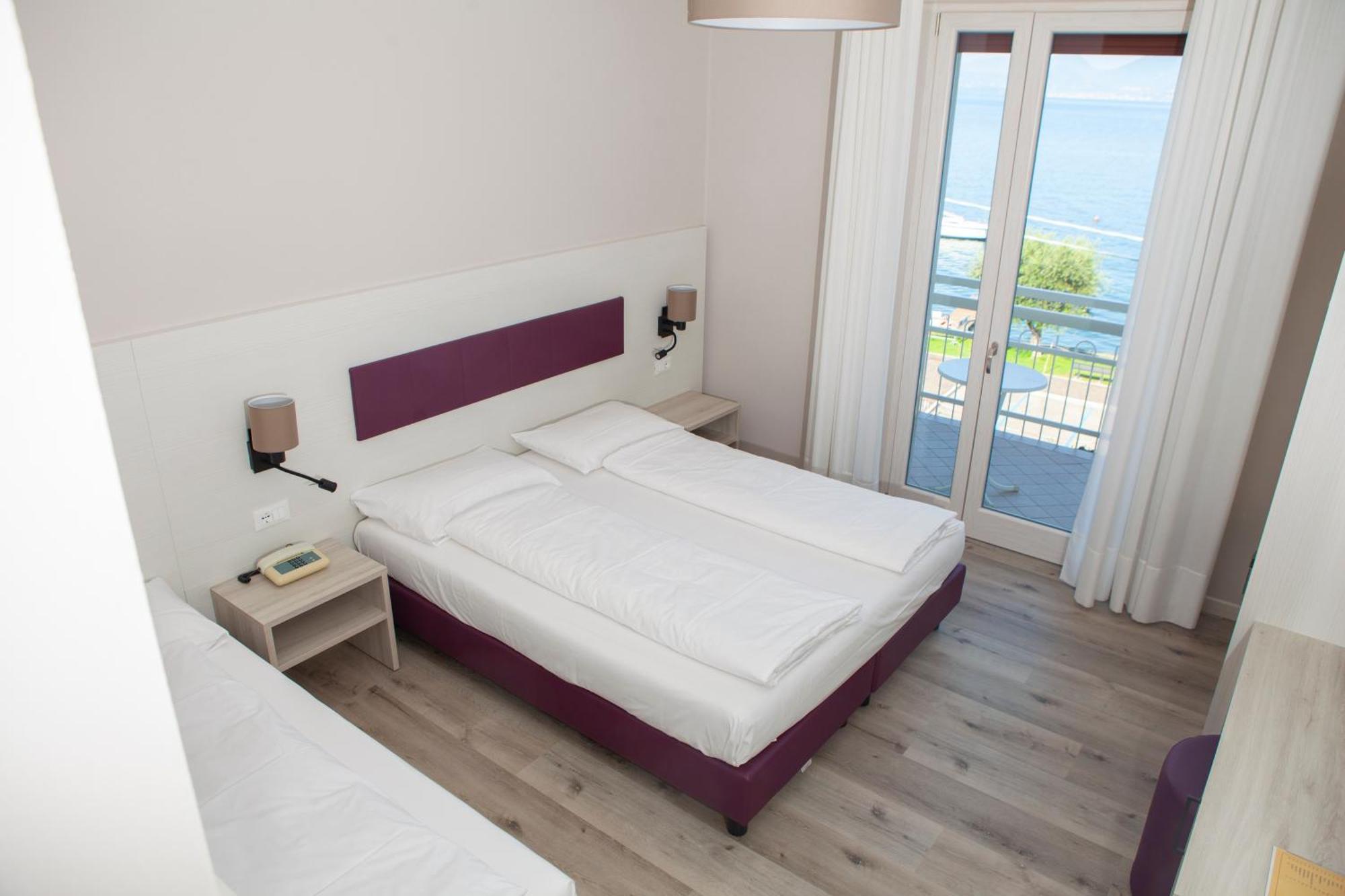 Benacus 3* Torri Del Benaco